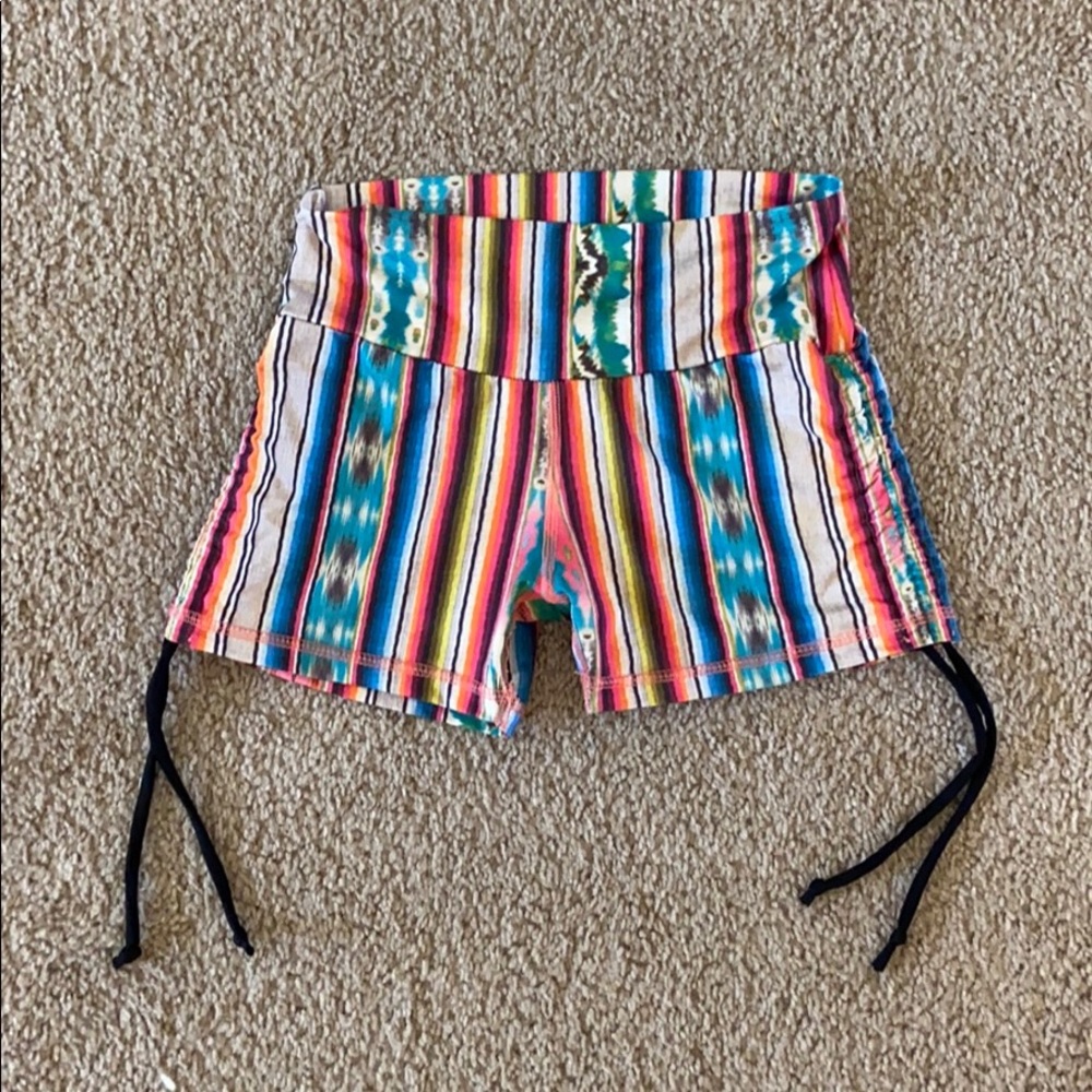 Zuvi shorts